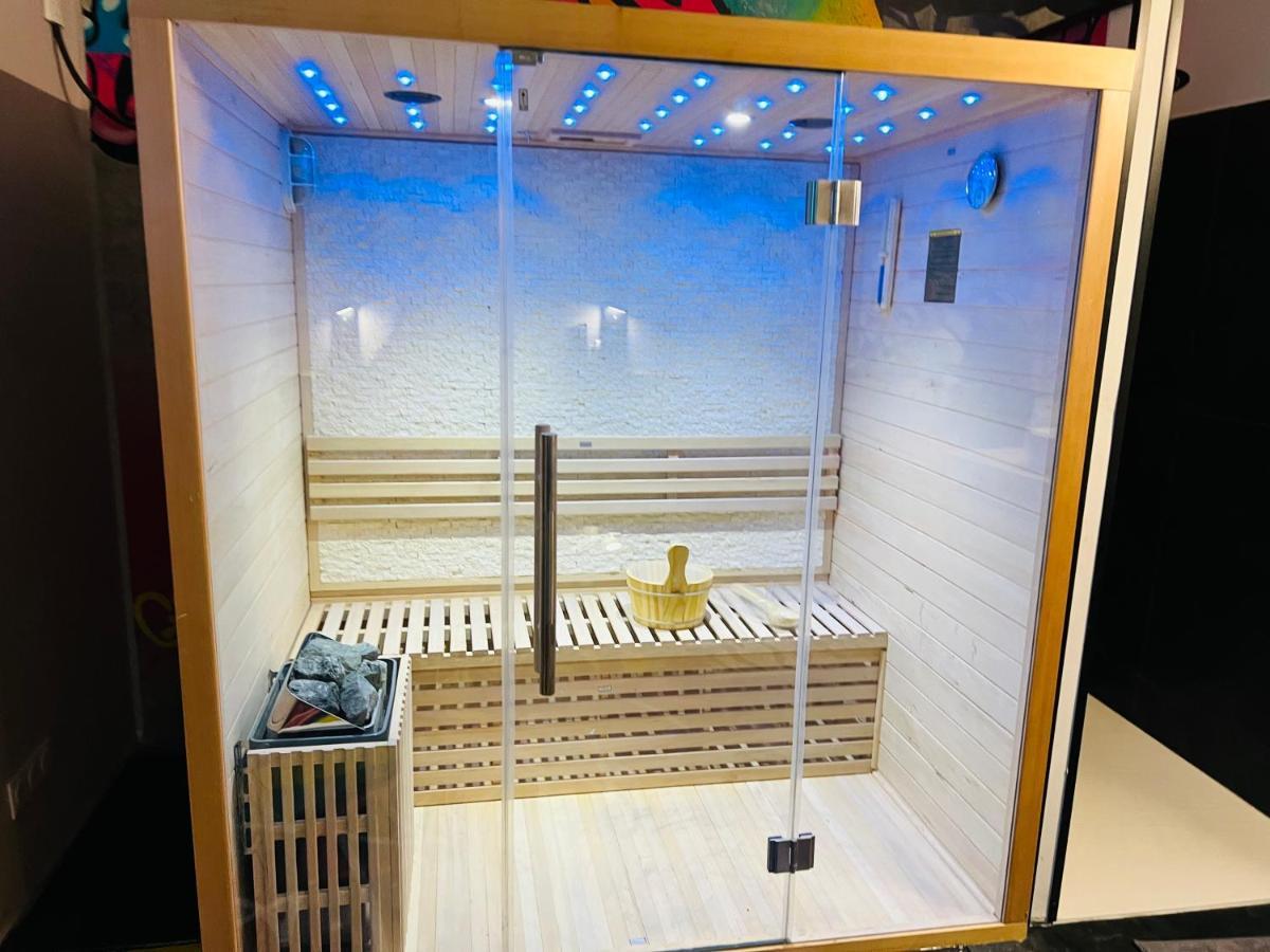 Capsule Street Art - Sauna- Jacuzzi - Playstation 5 - Billard - Netflix - Home Cinema - Terrasse Дуе Екстер'єр фото