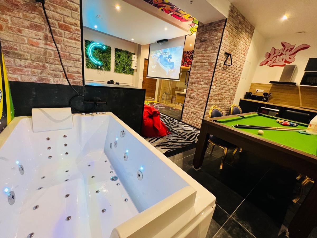 Capsule Street Art - Sauna- Jacuzzi - Playstation 5 - Billard - Netflix - Home Cinema - Terrasse Дуе Екстер'єр фото