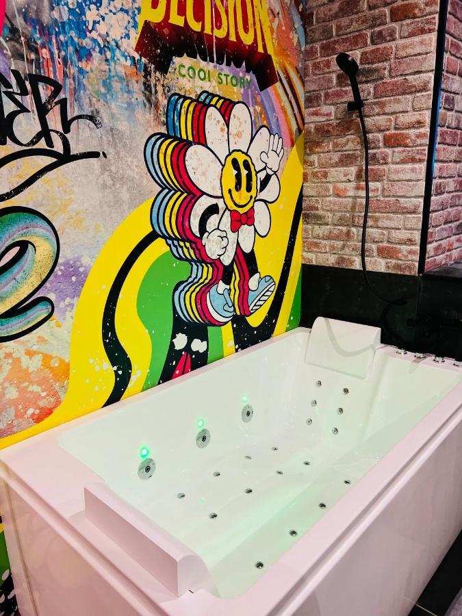 Capsule Street Art - Sauna- Jacuzzi - Playstation 5 - Billard - Netflix - Home Cinema - Terrasse Дуе Екстер'єр фото